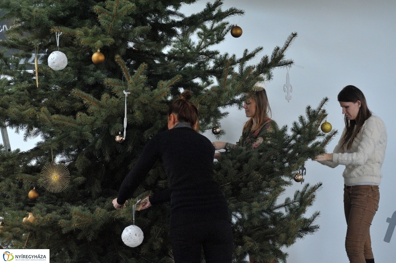 Karácsonyi előkészületek a VMKK-ban - fotó Szarka Lajos