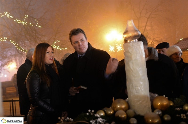 Advent második gyertyája