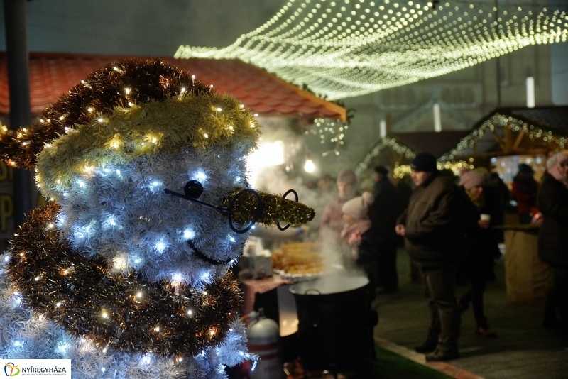 Advent második gyertyája