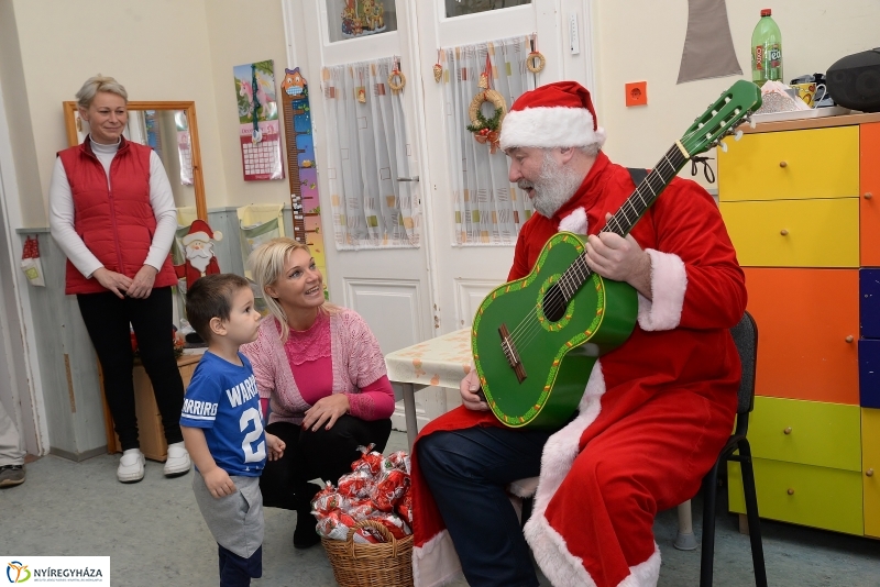 Sóstóhegyen járt a mikulás