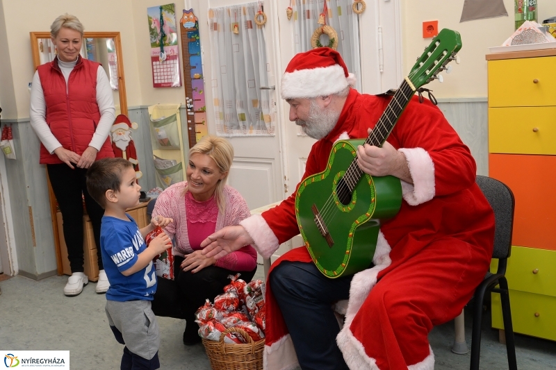 Sóstóhegyen járt a mikulás