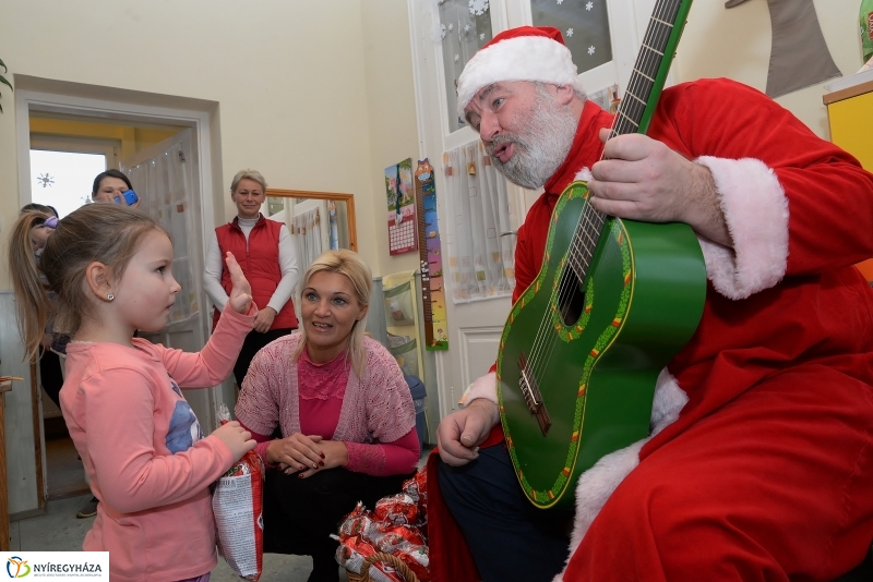 Sóstóhegyen járt a mikulás