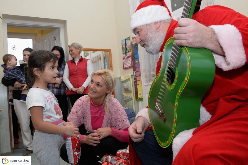 Sóstóhegyen járt a mikulás