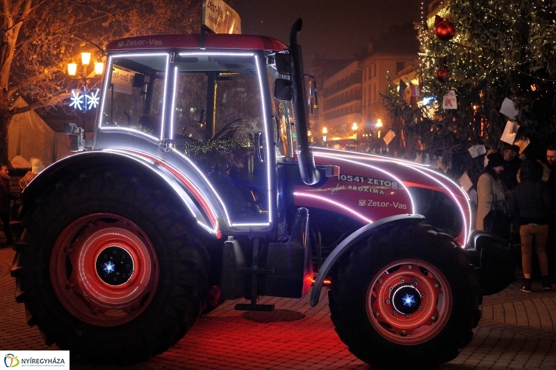 Traktoros Mikulás - fotó Szarka Lajos