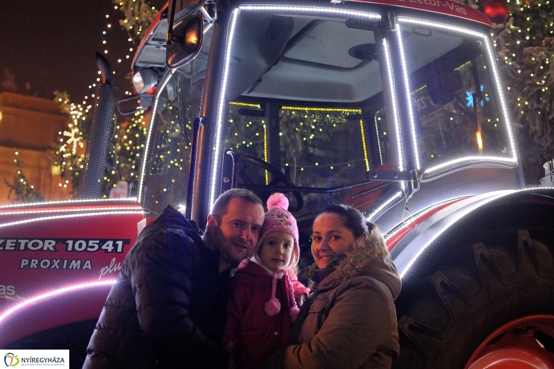 Traktoros Mikulás - fotó Szarka Lajos