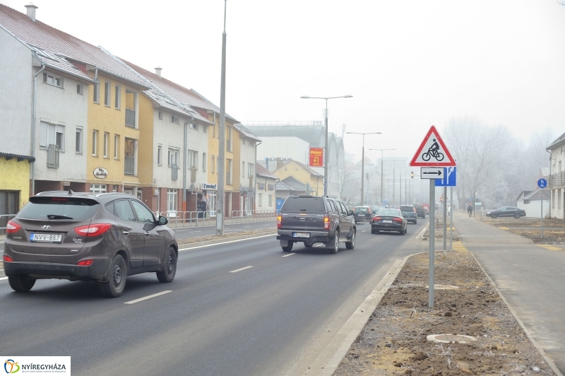 Átadták a Szegfű utcát - fotó Szarka Lajos
