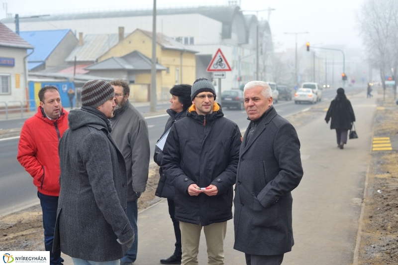 Átadták a Szegfű utcát - fotó Szarka Lajos