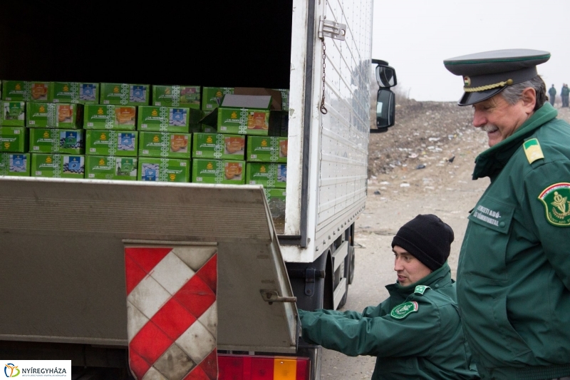 Dohányba gázoltak - fotó Szarka Lajos