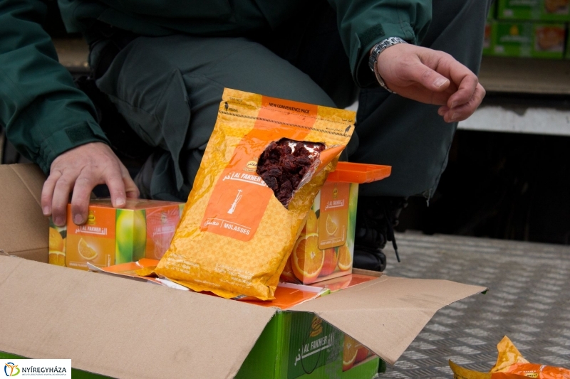 Dohányba gázoltak - fotó Szarka Lajos