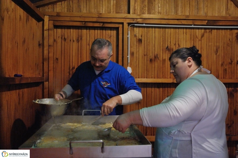 Ingyenes a lapcsánka 20161208 - fotó Szarka Lajos