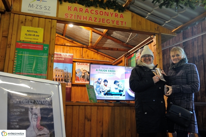 Ingyenes a lapcsánka 20161208 - fotó Szarka Lajos