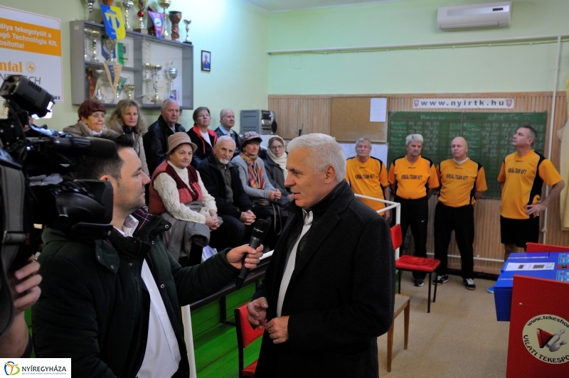 Új tekepálya a stadionban - fotó Szarka Lajos