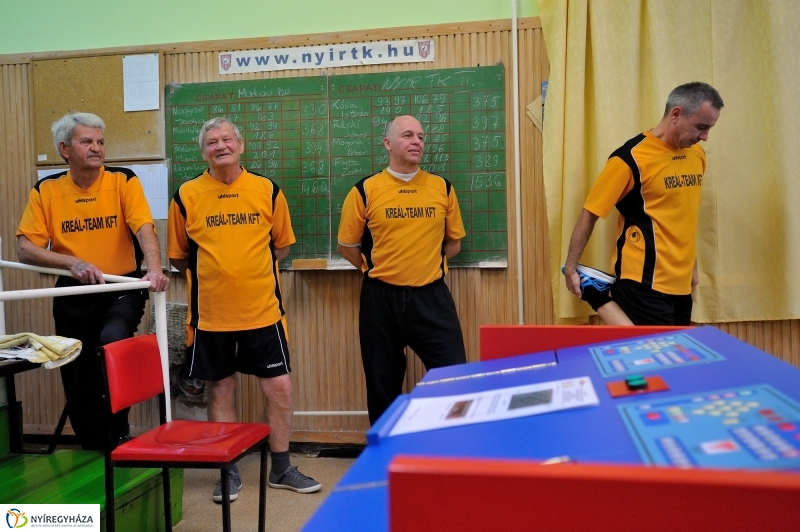 Új tekepálya a stadionban - fotó Szarka Lajos