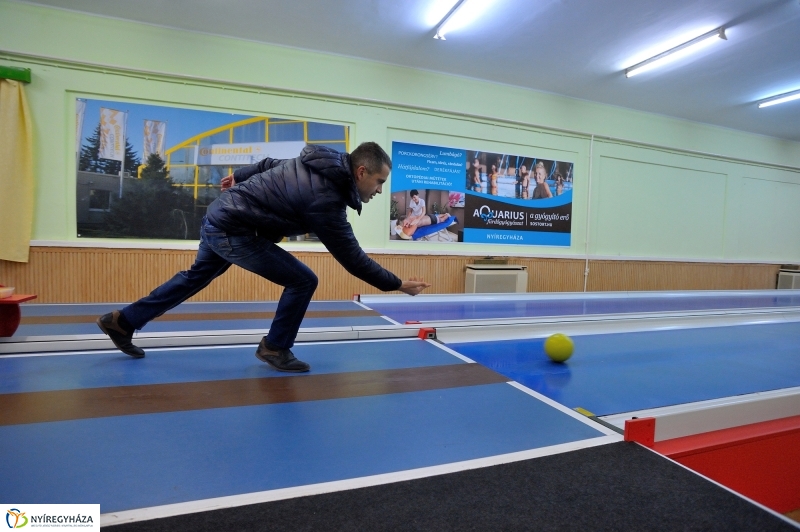Új tekepálya a stadionban - fotó Szarka Lajos