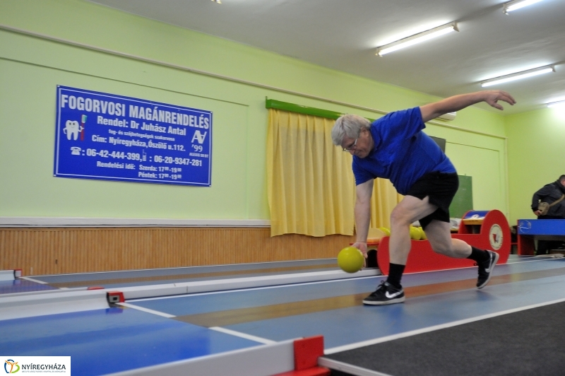 Új tekepálya a stadionban - fotó Szarka Lajos
