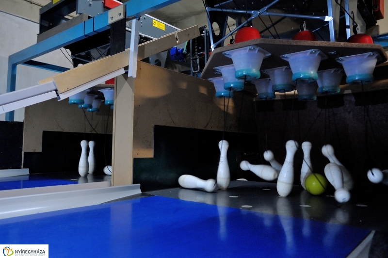 Új tekepálya a stadionban - fotó Szarka Lajos