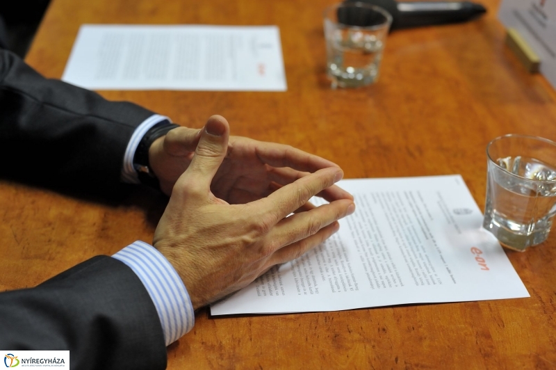 Eon adomány Rozsály községnek - fotó Szarka Lajos