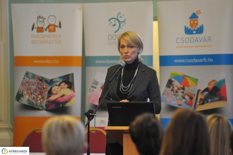 Down konferencia Nyíregyházán - fotó Szarka Lajos