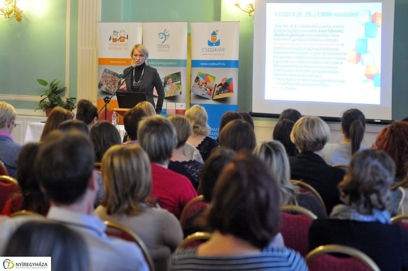 Down konferencia Nyíregyházán - fotó Szarka Lajos