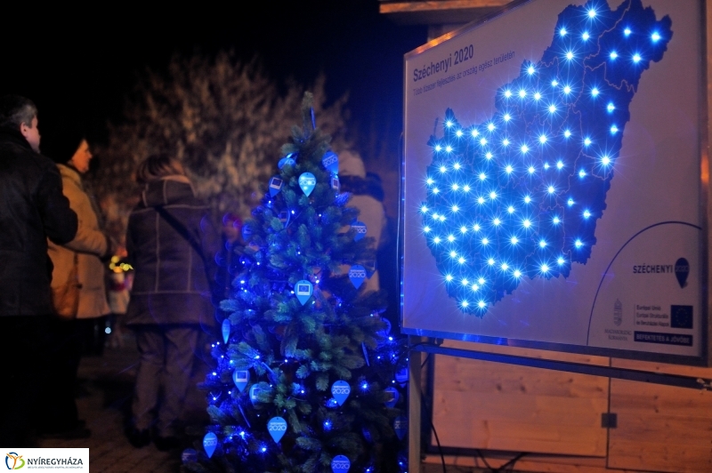 Advent harmadik gyertyája - fotó Szarka Lajos