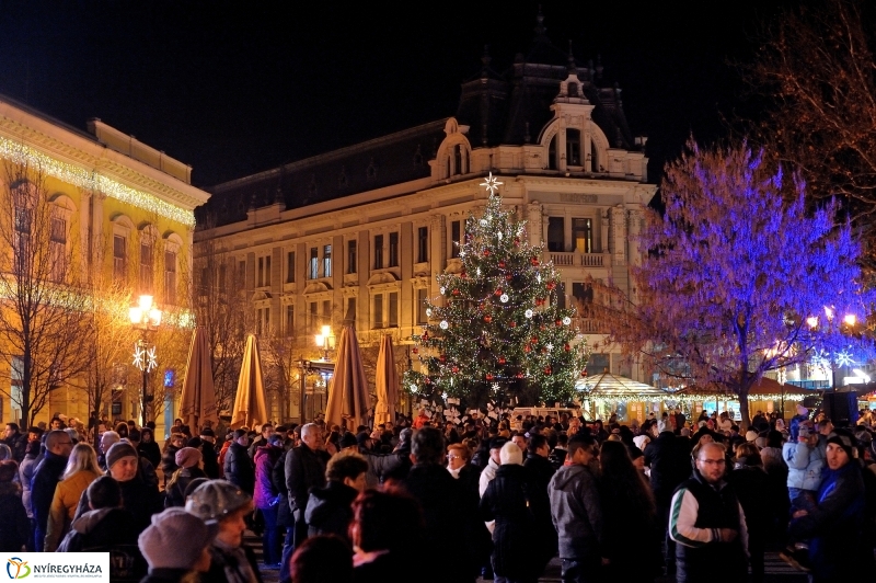 Advent harmadik gyertyája - fotó Szarka Lajos