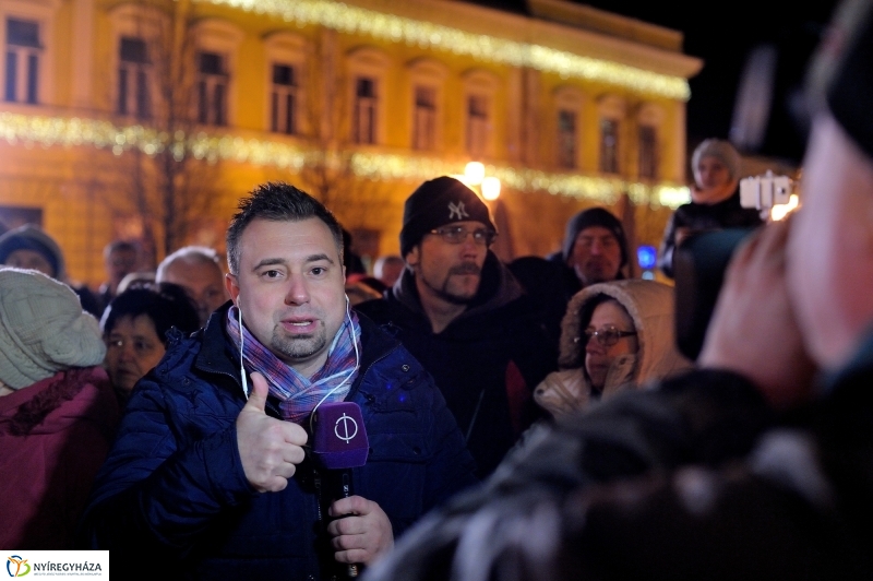 Advent harmadik gyertyája - fotó Szarka Lajos