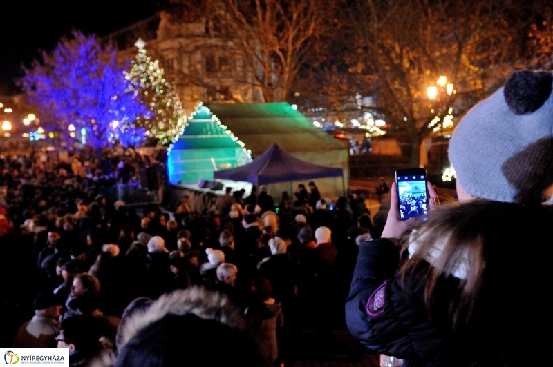 Advent harmadik gyertyája - fotó Szarka Lajos