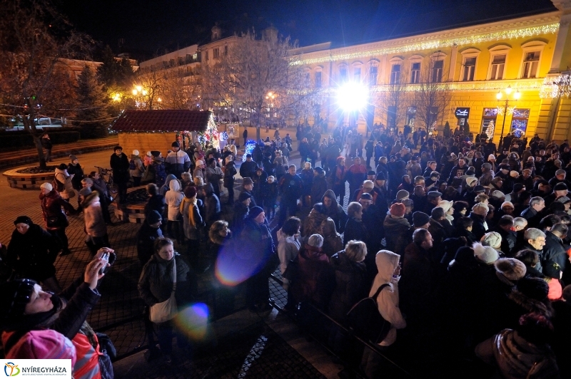 Advent harmadik gyertyája - fotó Szarka Lajos