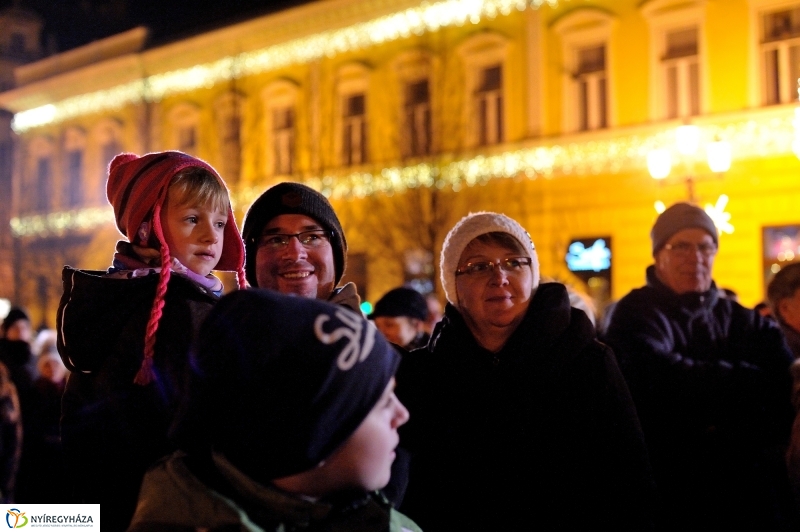 Advent harmadik gyertyája - fotó Szarka Lajos