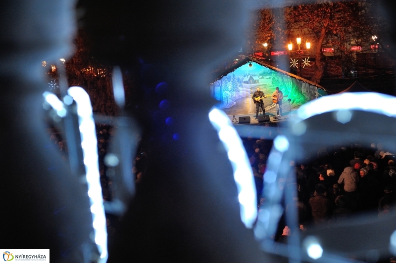 Advent harmadik gyertyája - fotó Szarka Lajos