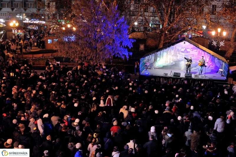 Advent harmadik gyertyája - fotó Szarka Lajos
