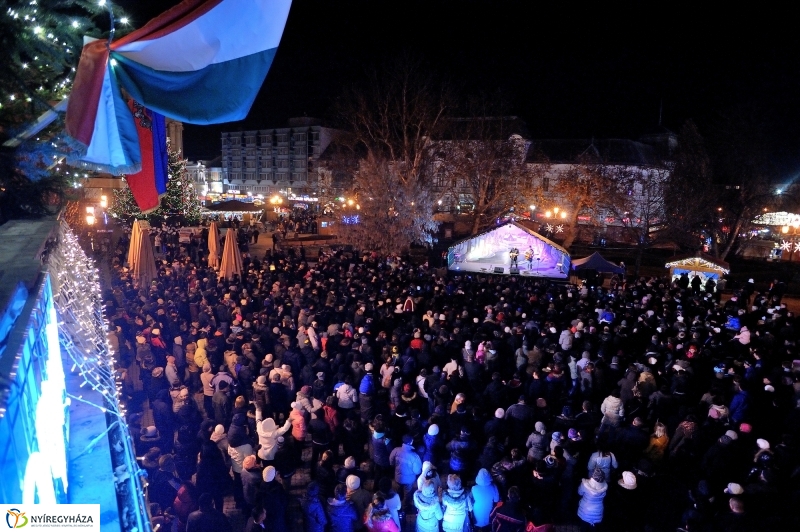 Advent harmadik gyertyája - fotó Szarka Lajos