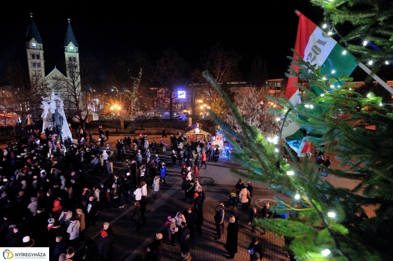 Advent harmadik gyertyája - fotó Szarka Lajos