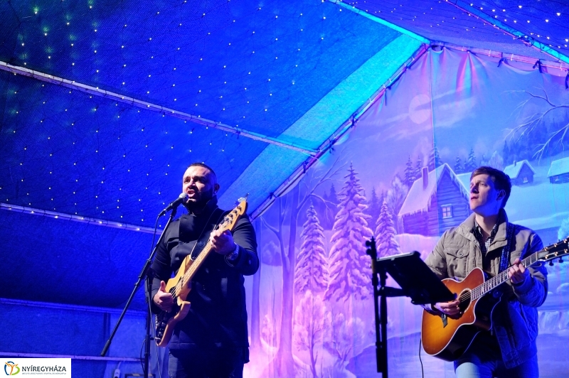 Advent harmadik gyertyája - fotó Szarka Lajos