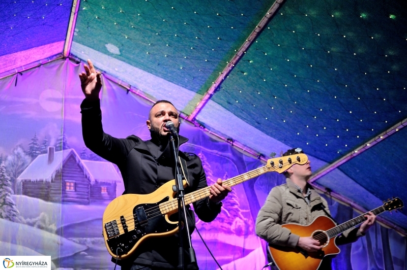 Advent harmadik gyertyája - fotó Szarka Lajos