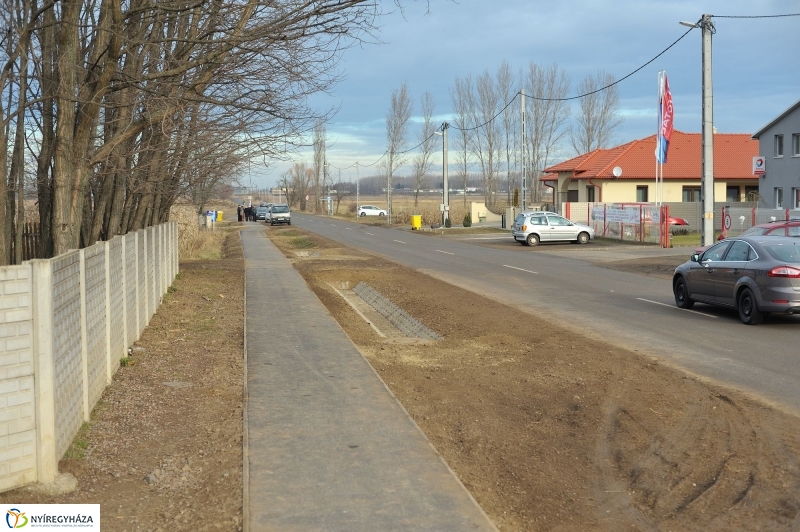 Járda átadás Alsóbadúrban - fotó Szarka Lajos