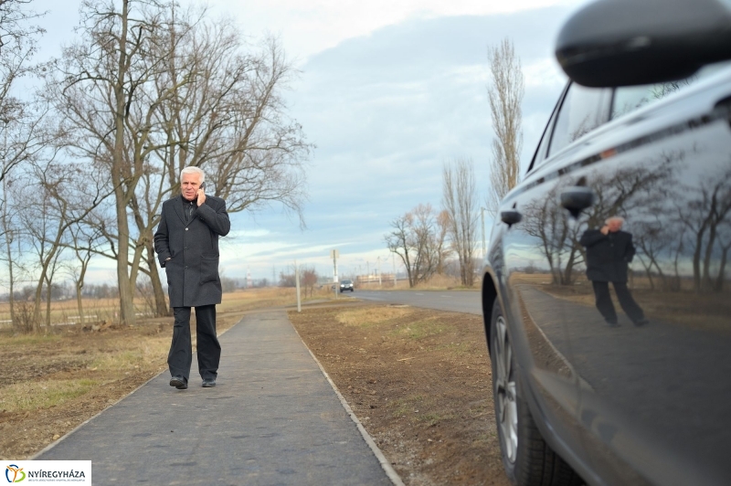 Járda átadás Alsóbadúrban - fotó Szarka Lajos