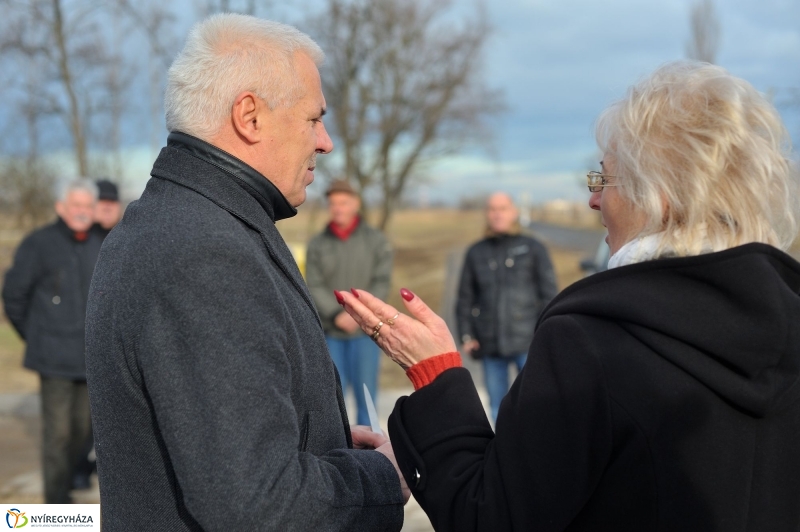 Járda átadás Alsóbadúrban - fotó Szarka Lajos