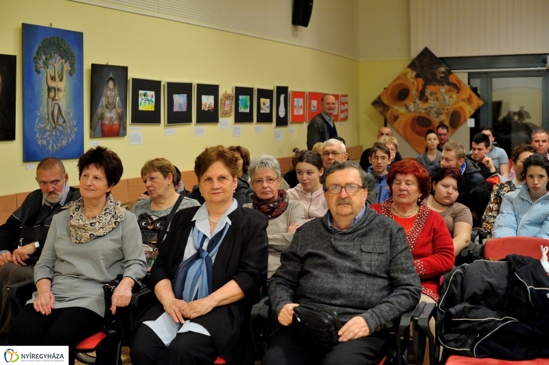 A trópusok ajándékai kötetbemutató - Szarka Lajos