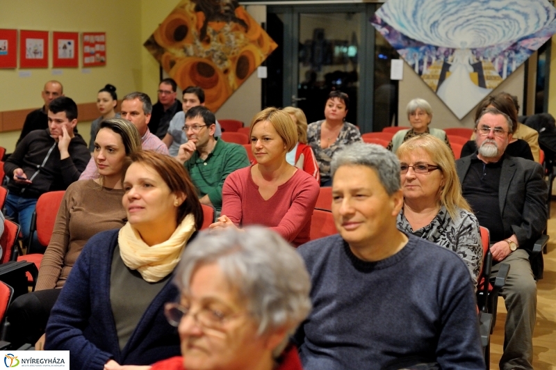 A trópusok ajándékai kötetbemutató - Szarka Lajos