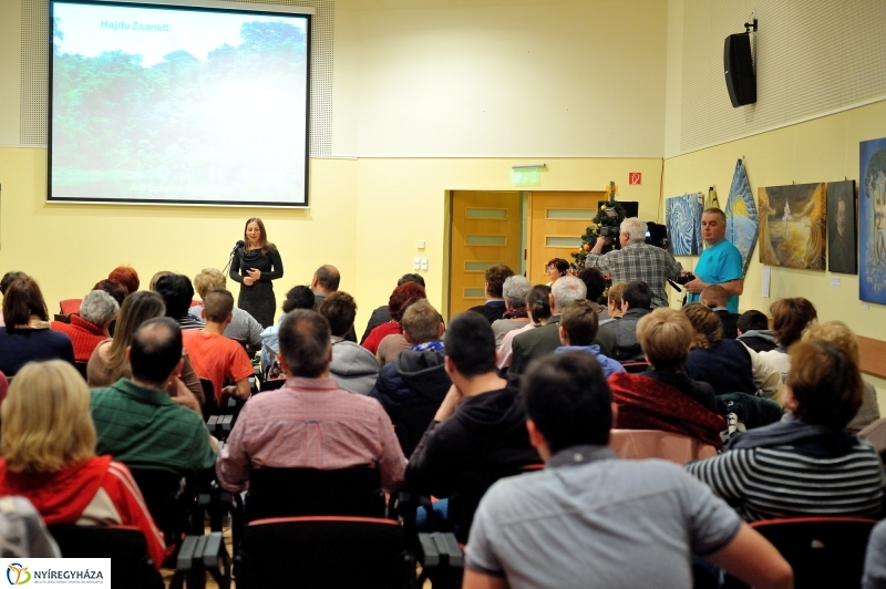 A trópusok ajándékai kötetbemutató - Szarka Lajos