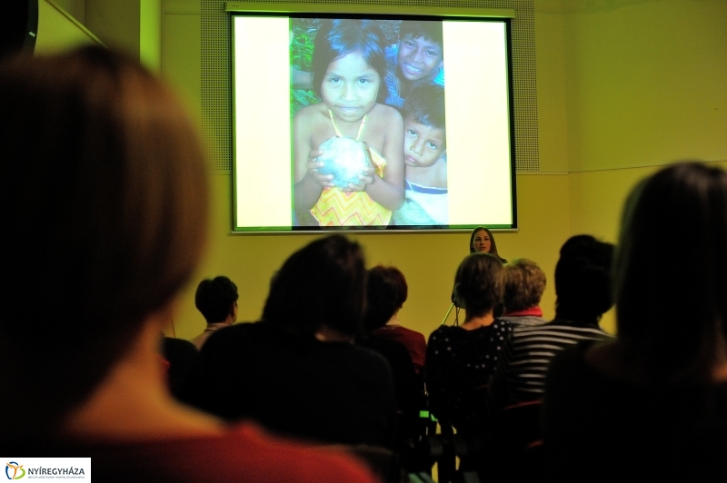 A trópusok ajándékai kötetbemutató - Szarka Lajos