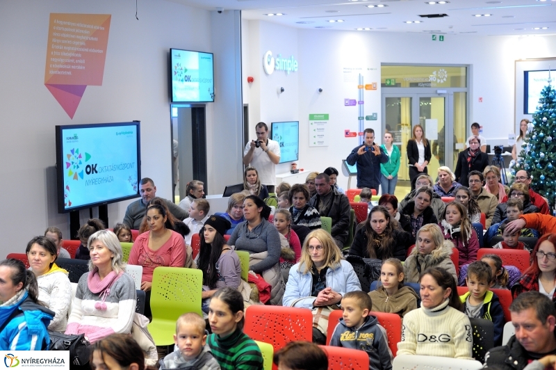 Segítség az OTP-től - fotó Szarka Lajos