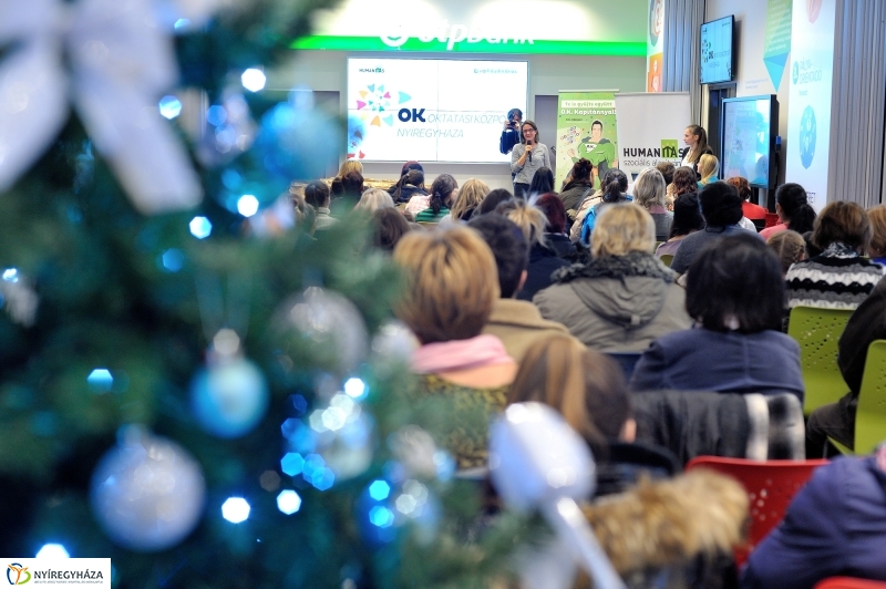 Segítség az OTP-től - fotó Szarka Lajos