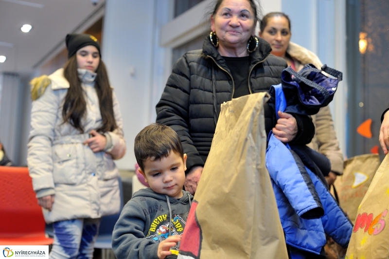 Segítség az OTP-től - fotó Szarka Lajos