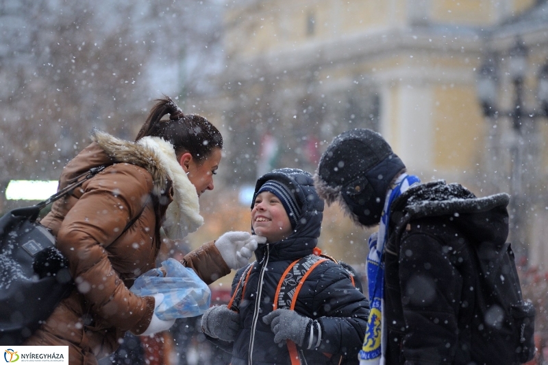 Hurrá, telelünk - fotó Szarka Lajos