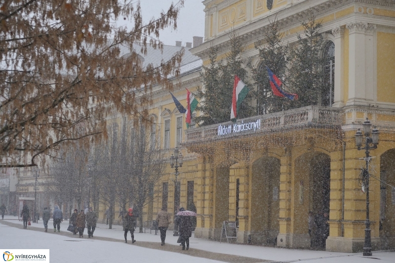 Hurrá, telelünk - fotó Szarka Lajos