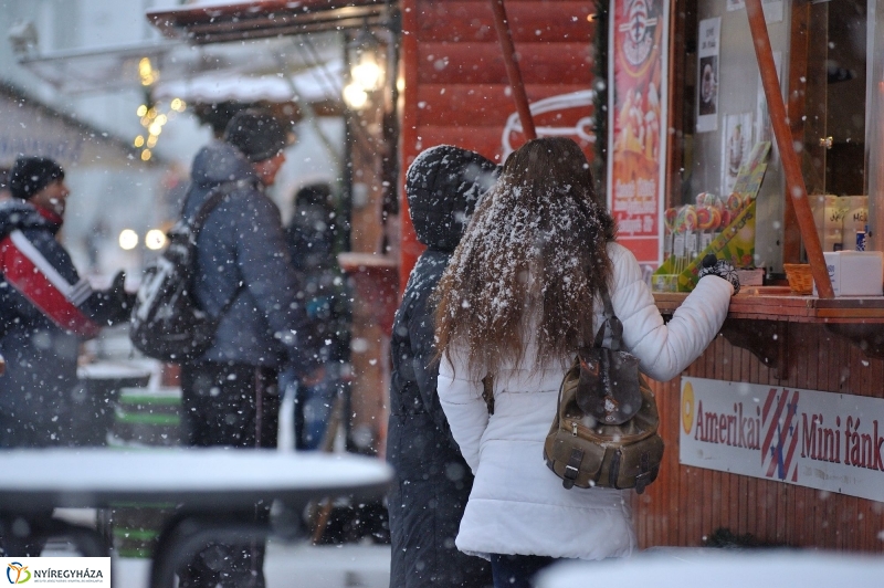 Hurrá, telelünk - fotó Szarka Lajos