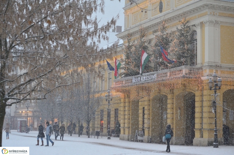 Hurrá, telelünk - fotó Szarka Lajos