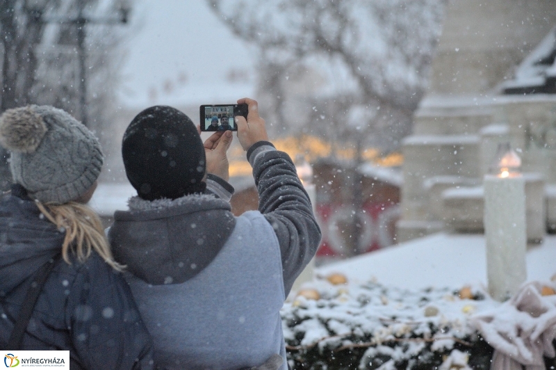 Hurrá, telelünk - fotó Szarka Lajos